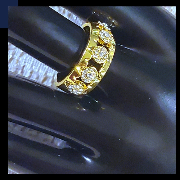 Yellow Goldtone Ring with Faux White Sapphires - Picture 6 of 6